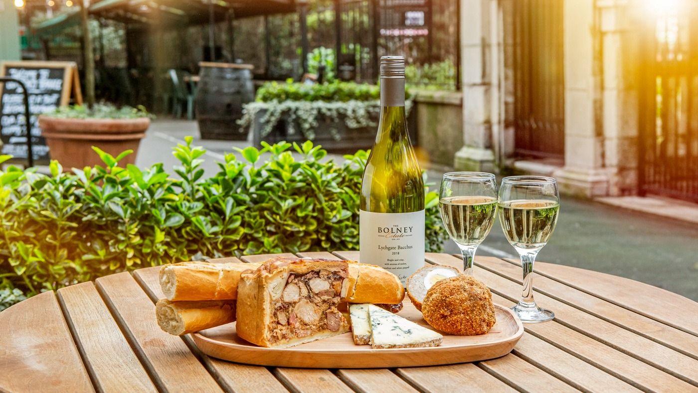 gordons wine bar embankment london