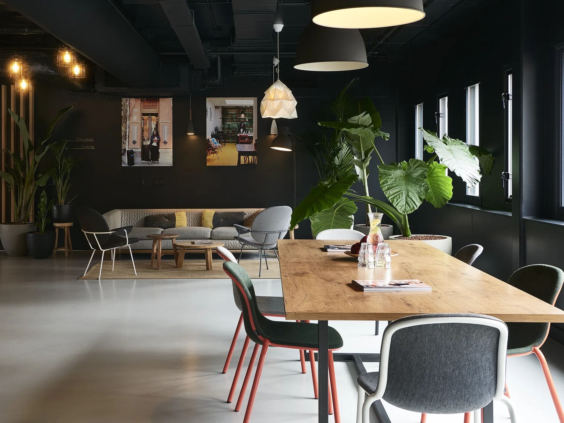 the good hotel the globe and the living room london meeting room with a view