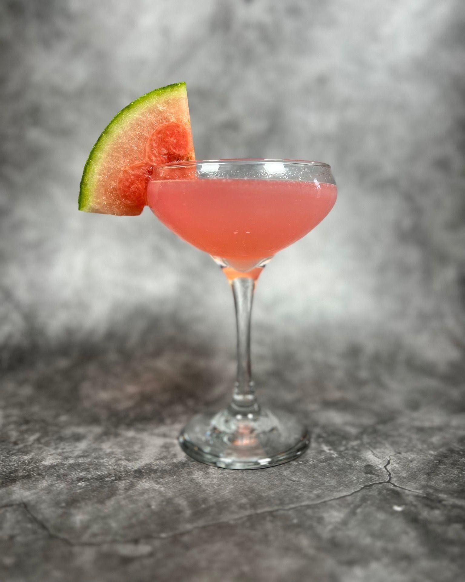 cocktail at great guns social borough bar london