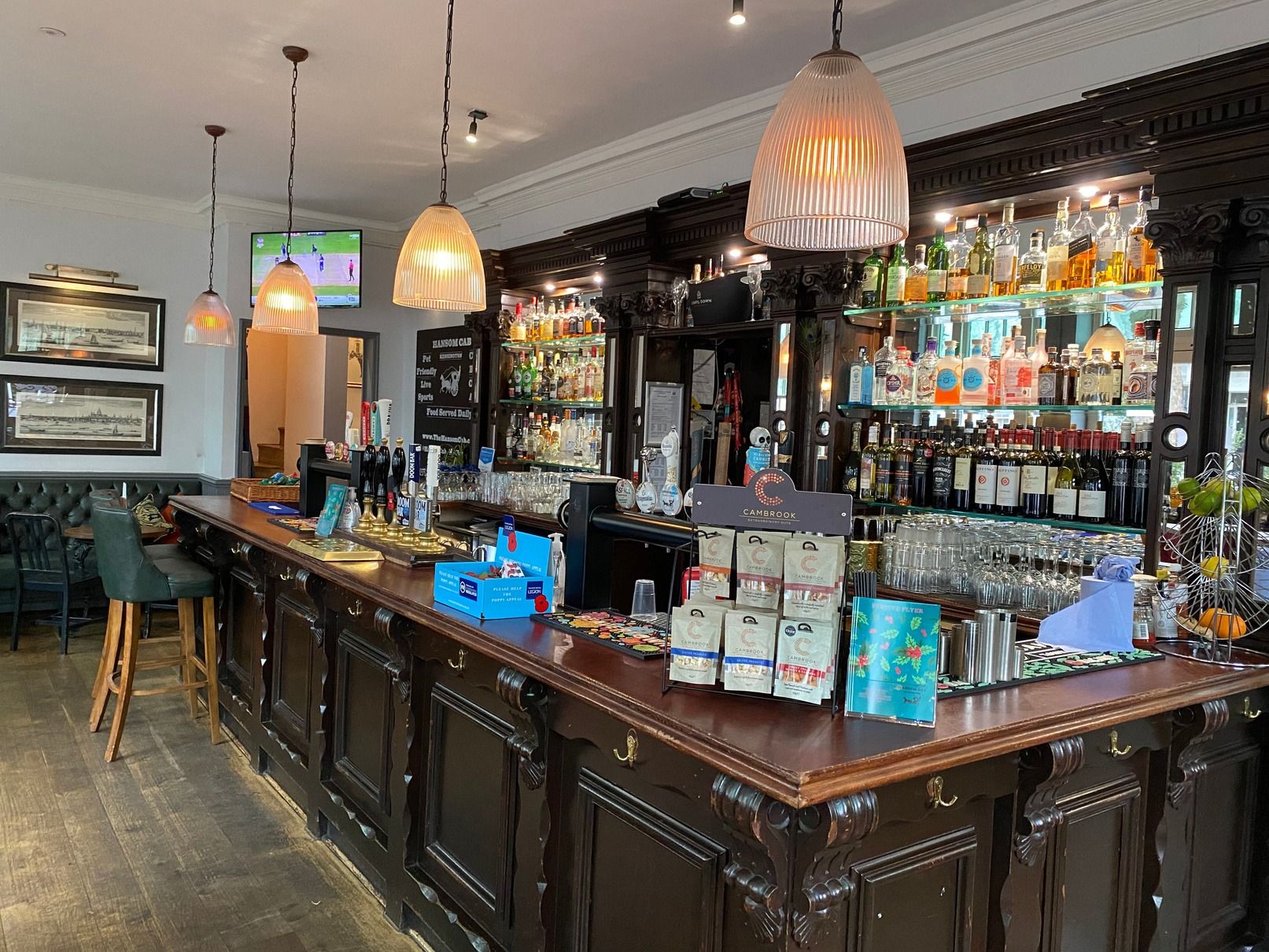 interior of the hansom cab earls court london bar