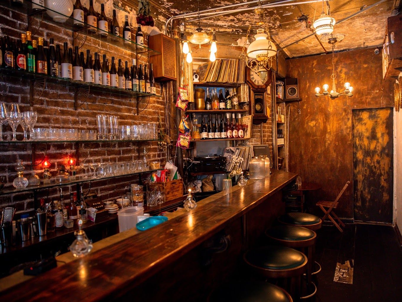 hard to explain east village wine bars new york