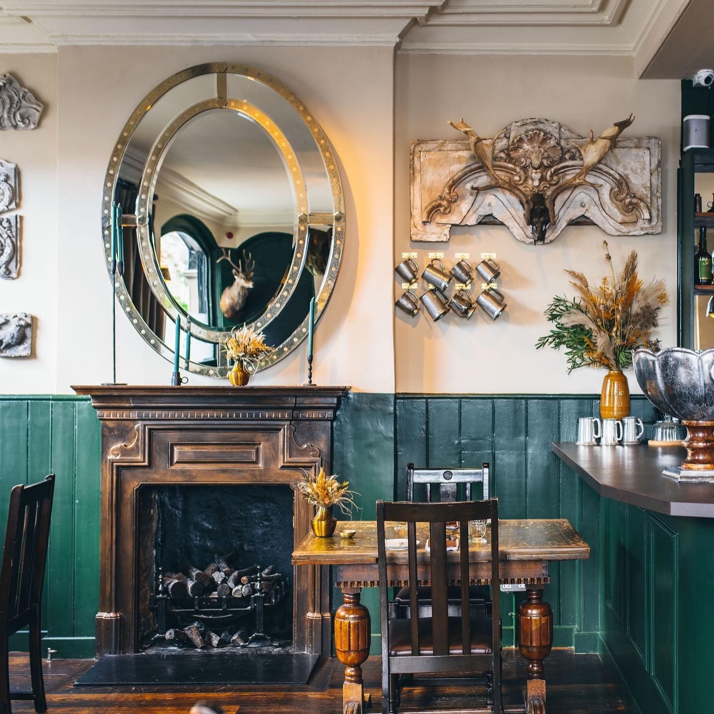interior of the harwood arms pub fulham london bar