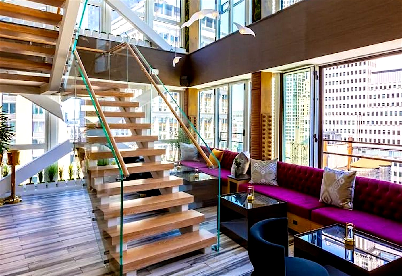 A penthouse escape from the city: Hide Rooftop1