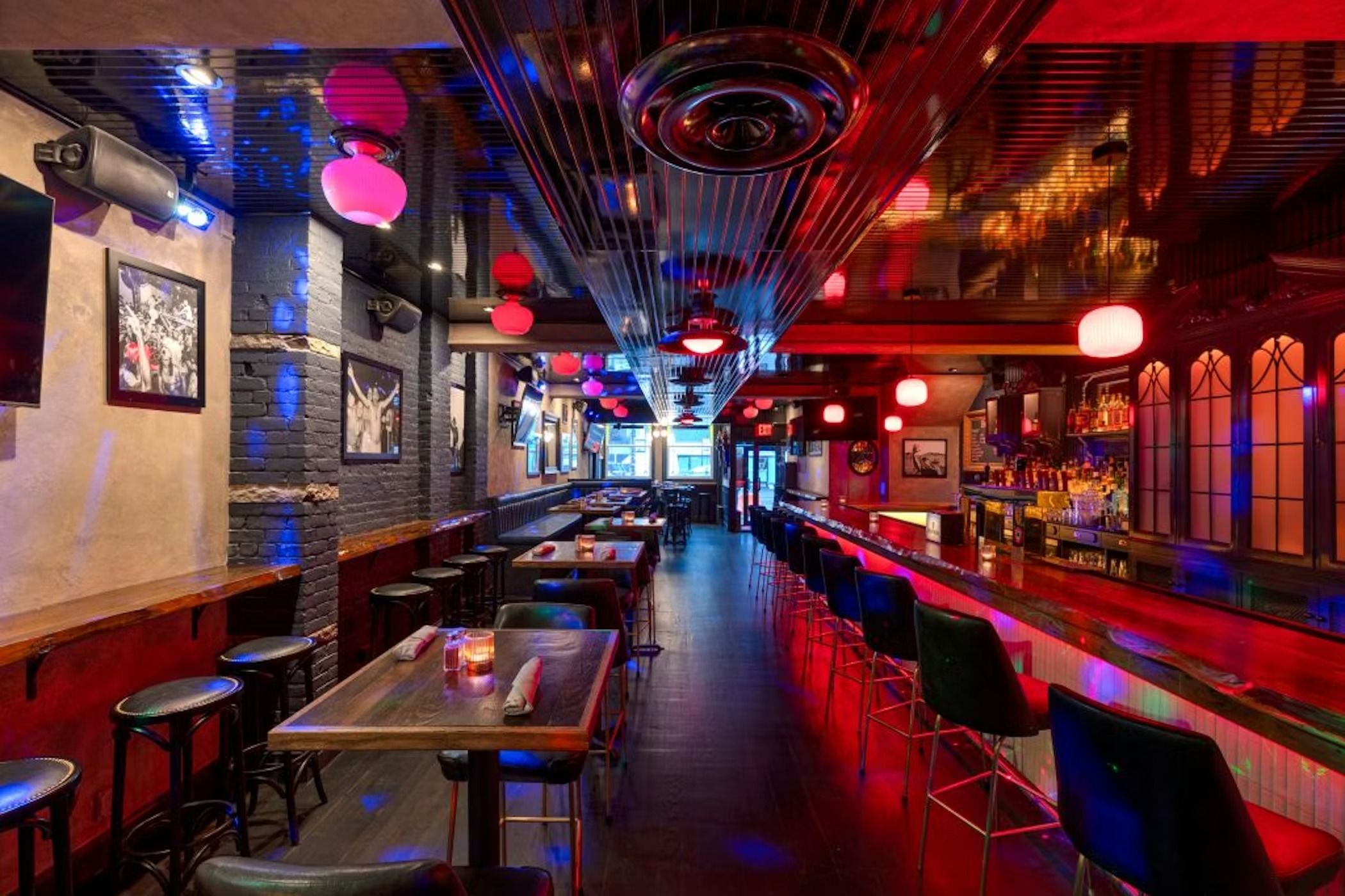 A midtown sports bar with a killer happy hour: Seven Sins  image 2