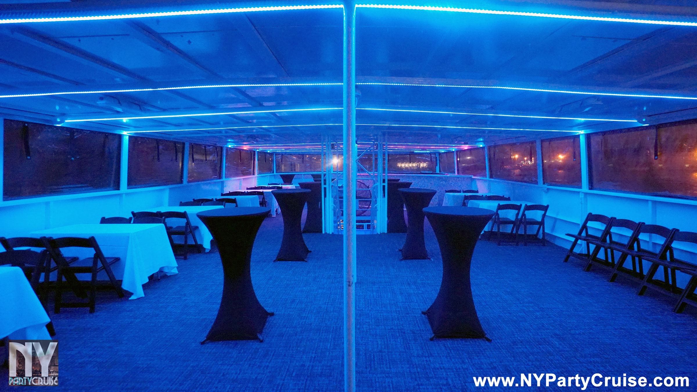 Versatile party space with skyline views: Harmony image 3