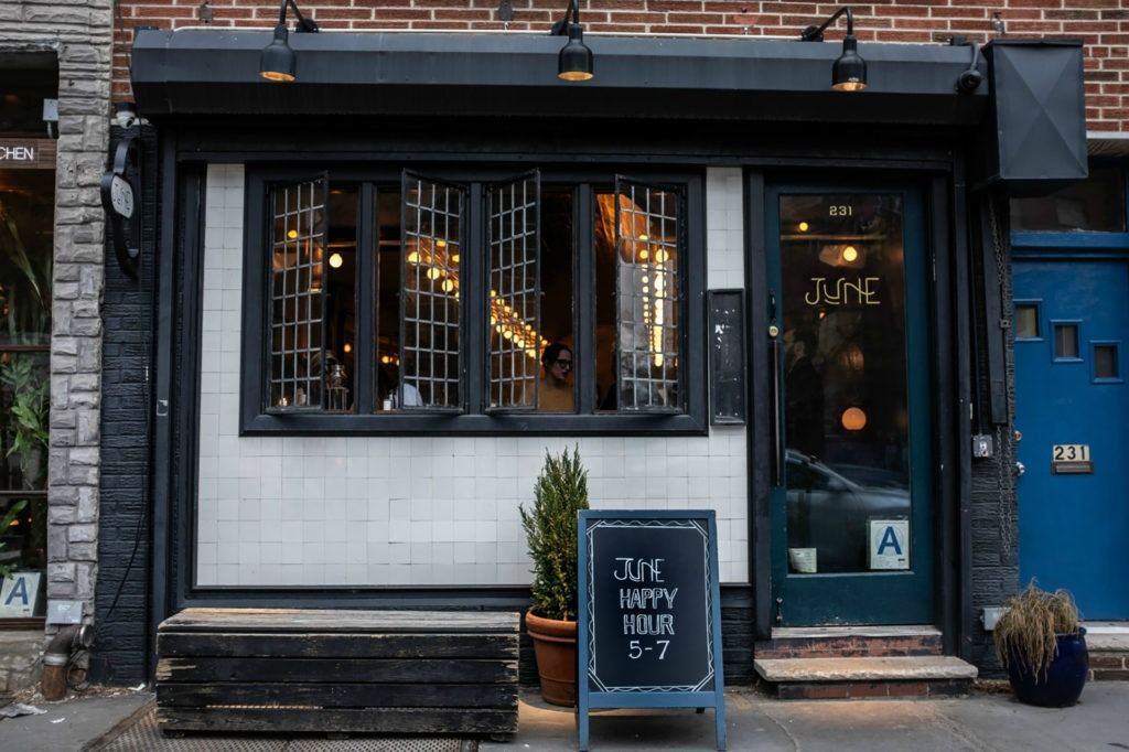 The very first natural wine bar in Brooklyn: June image 3