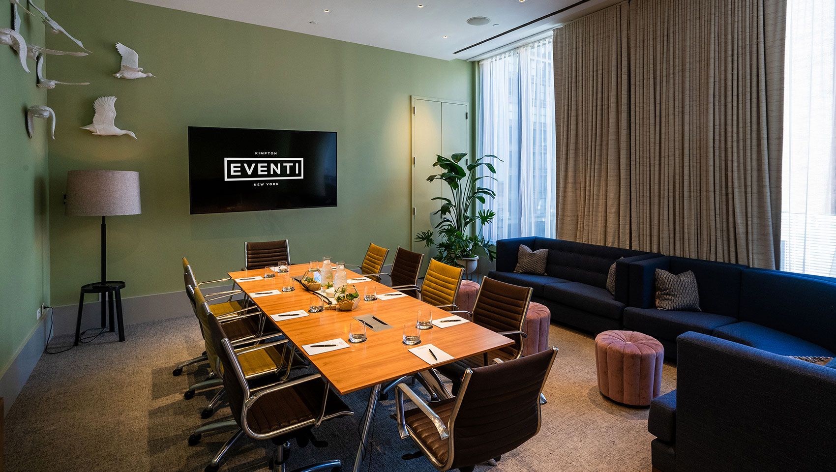 Our selection of the best Chelsea meeting rooms 