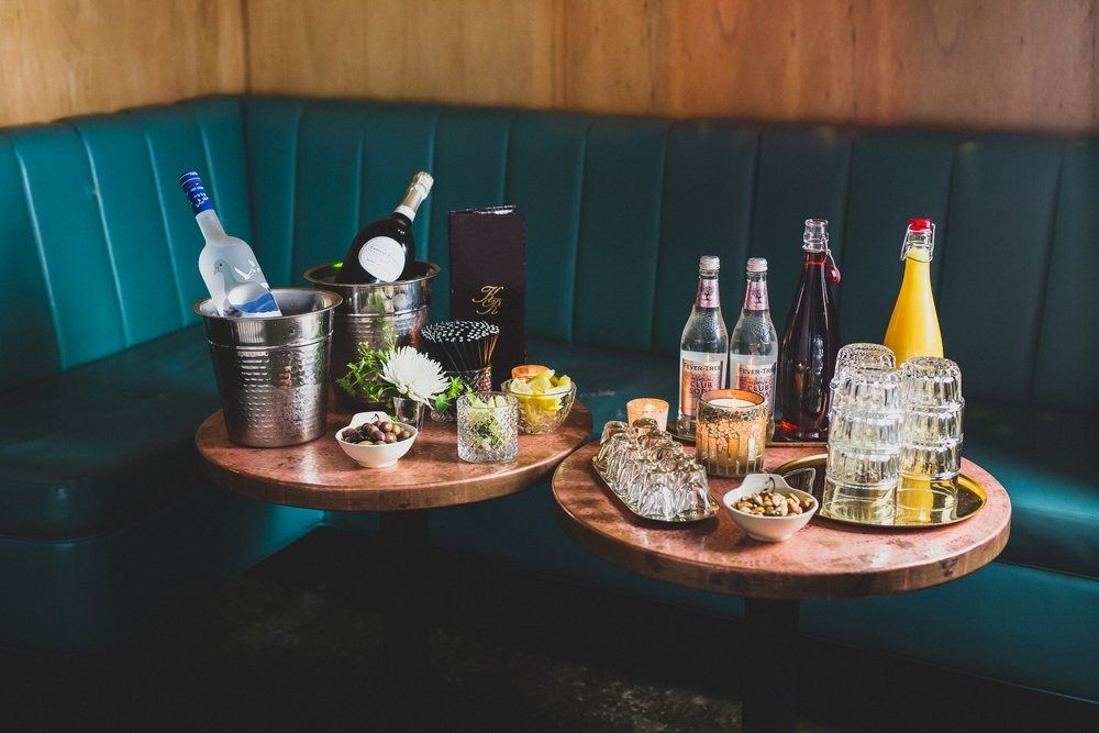 The only email sign-off you should make after hours: Kind Regards 1