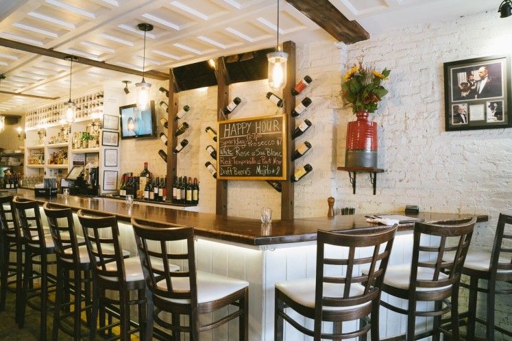 A Midtown wine bar on 2nd Ave: La Cava image 2