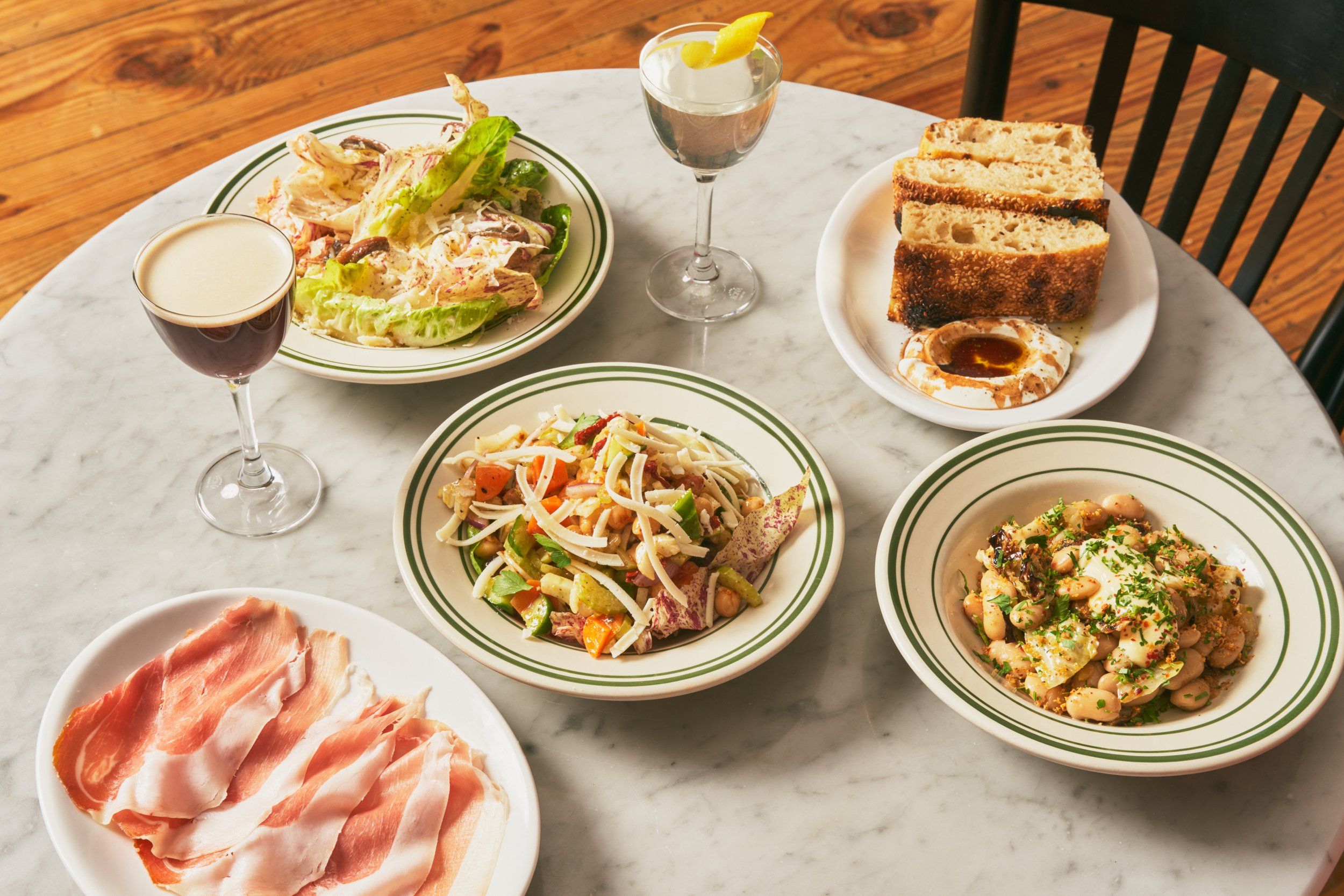 A cozy Italian restaurant for private dining in Williamsburg: Leo image 2