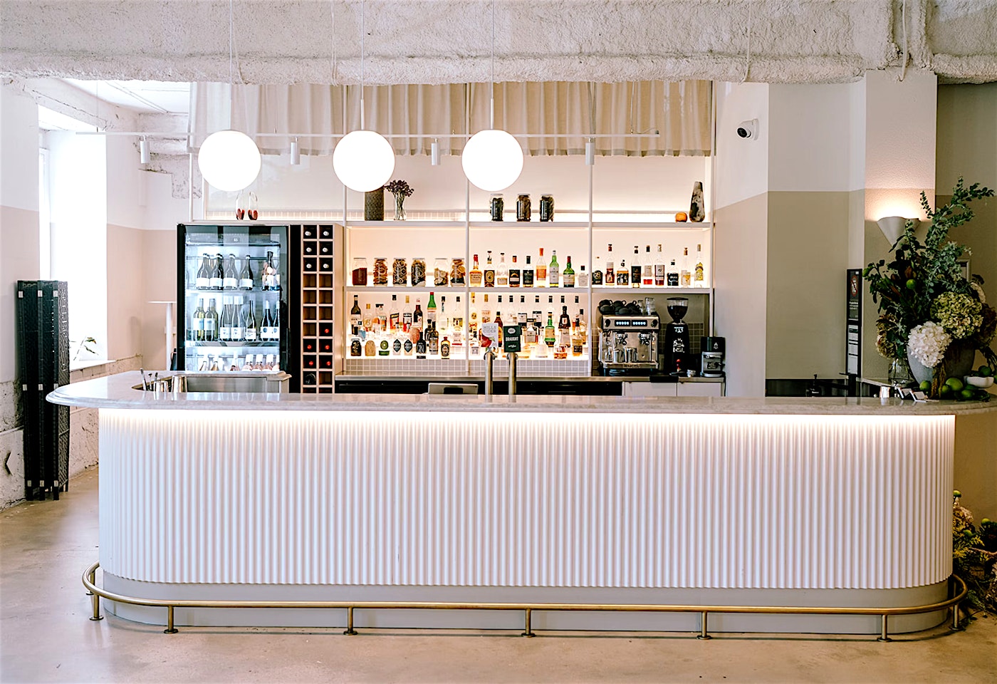 The Lightroom Bar, Immersive Light and Art1