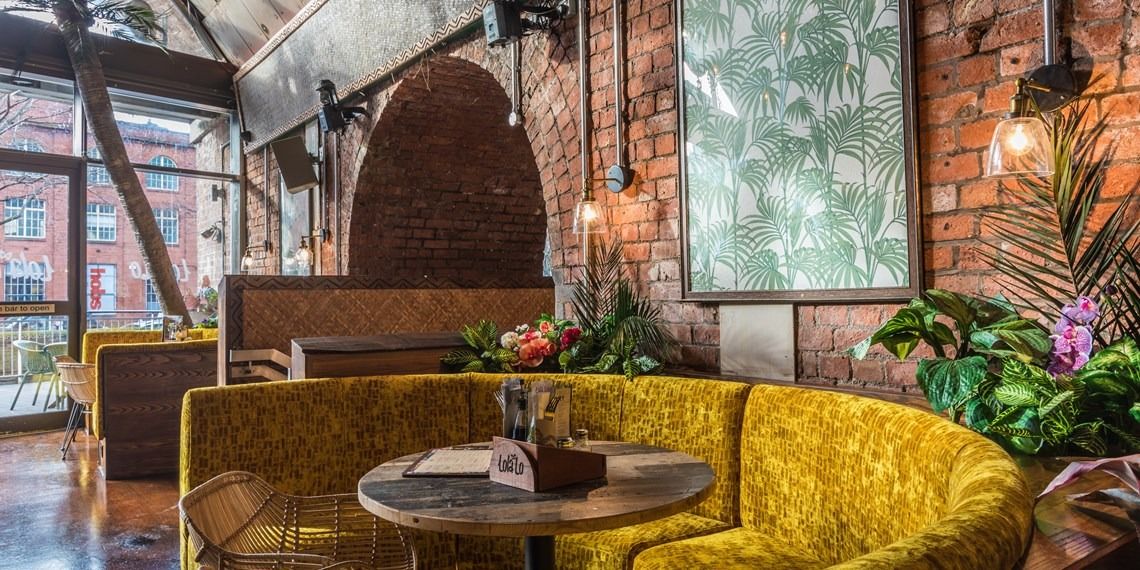 lola lo hen do manchester 1