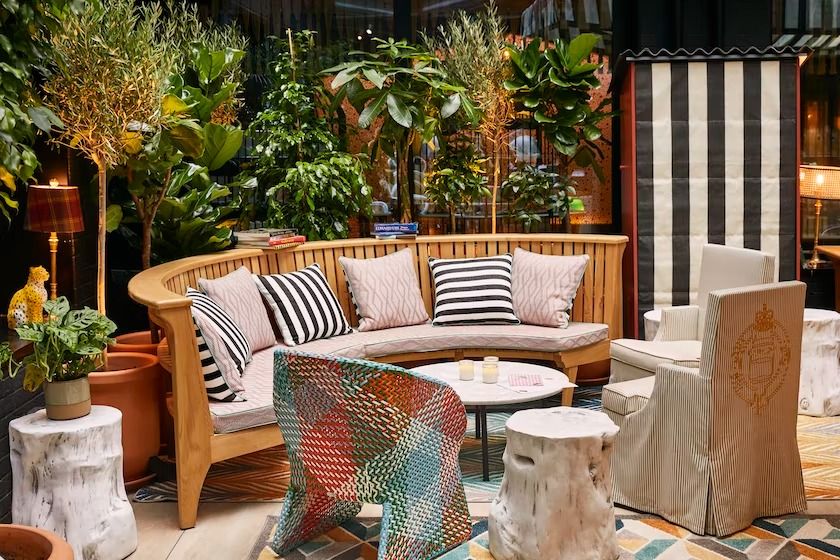 mama shelter shoreditch cocktail bars 2