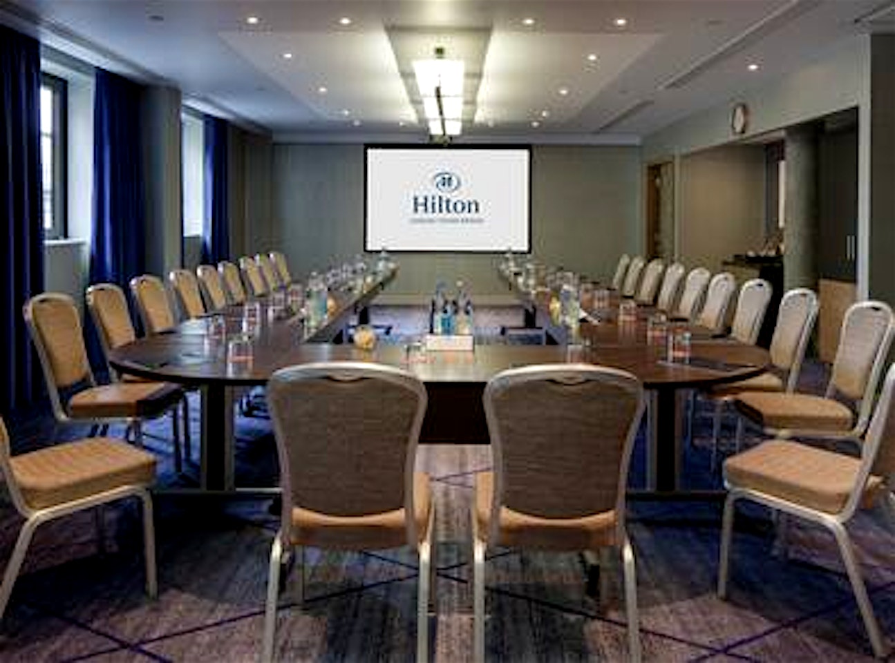 meeting room 2 at hilton london tower bridge 
