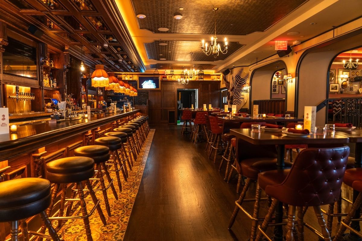 A quirky Midtown bar where you can celebrate the First Amendment: Miss Nellie’s  image 2