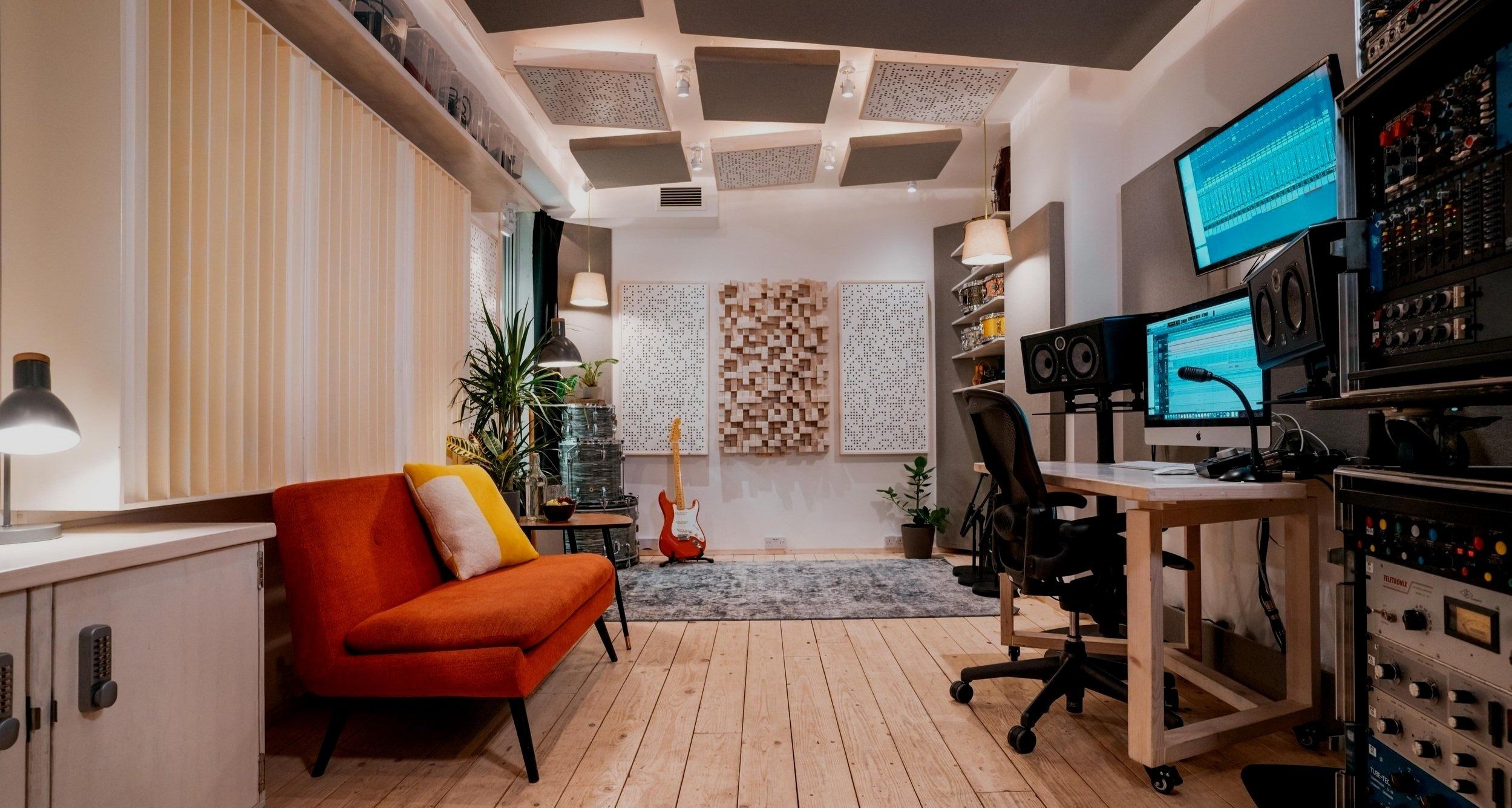 noatune London studio