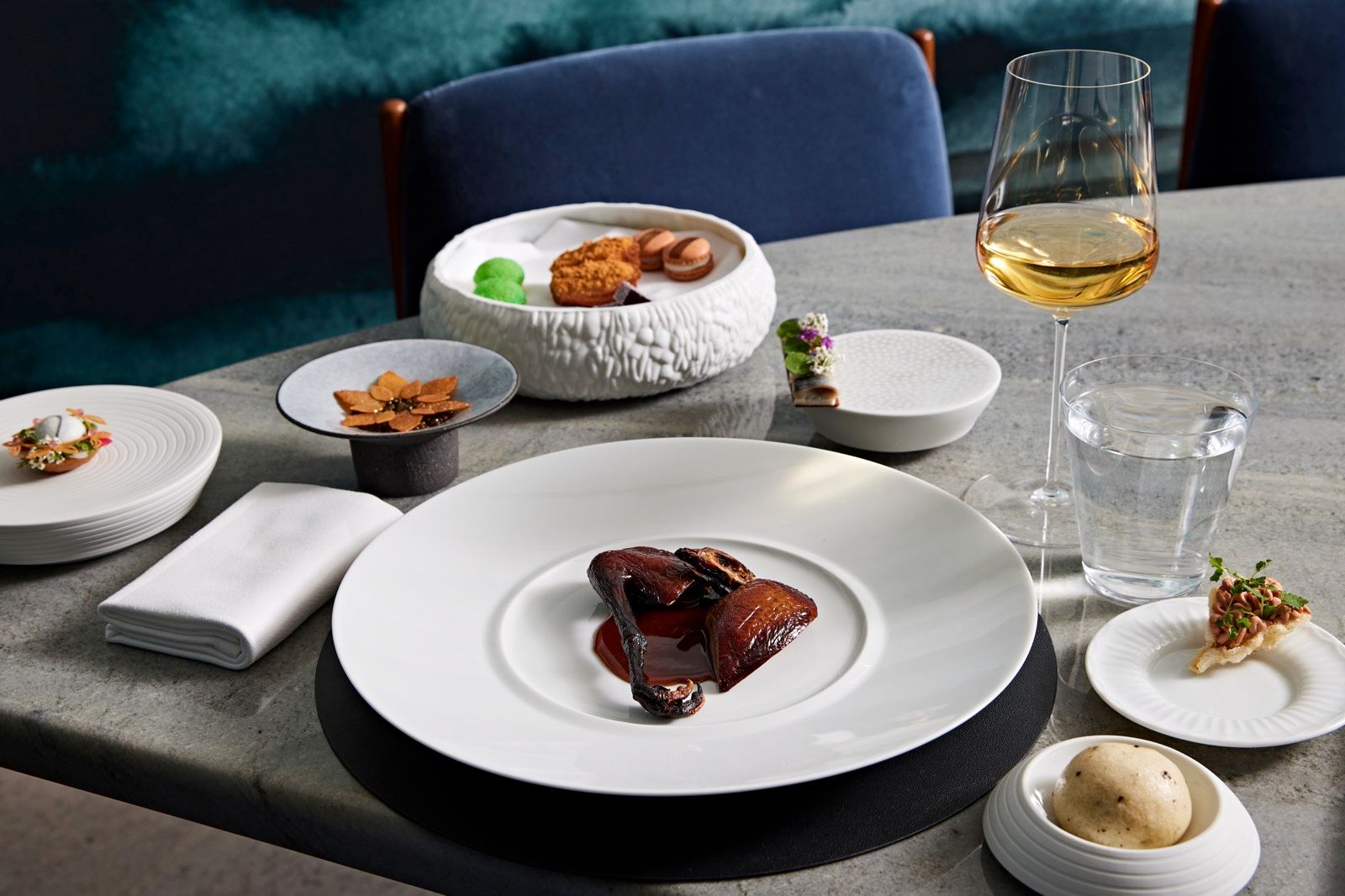 A subway station speakeasy on the edge of Koreatown: Noksu image 2