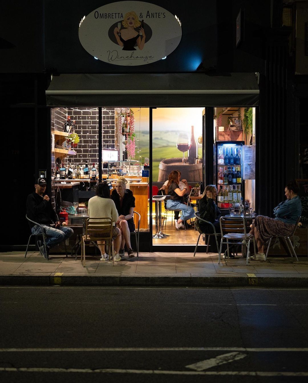 exterior of ombretta and antes winehouse fulham wine bar london