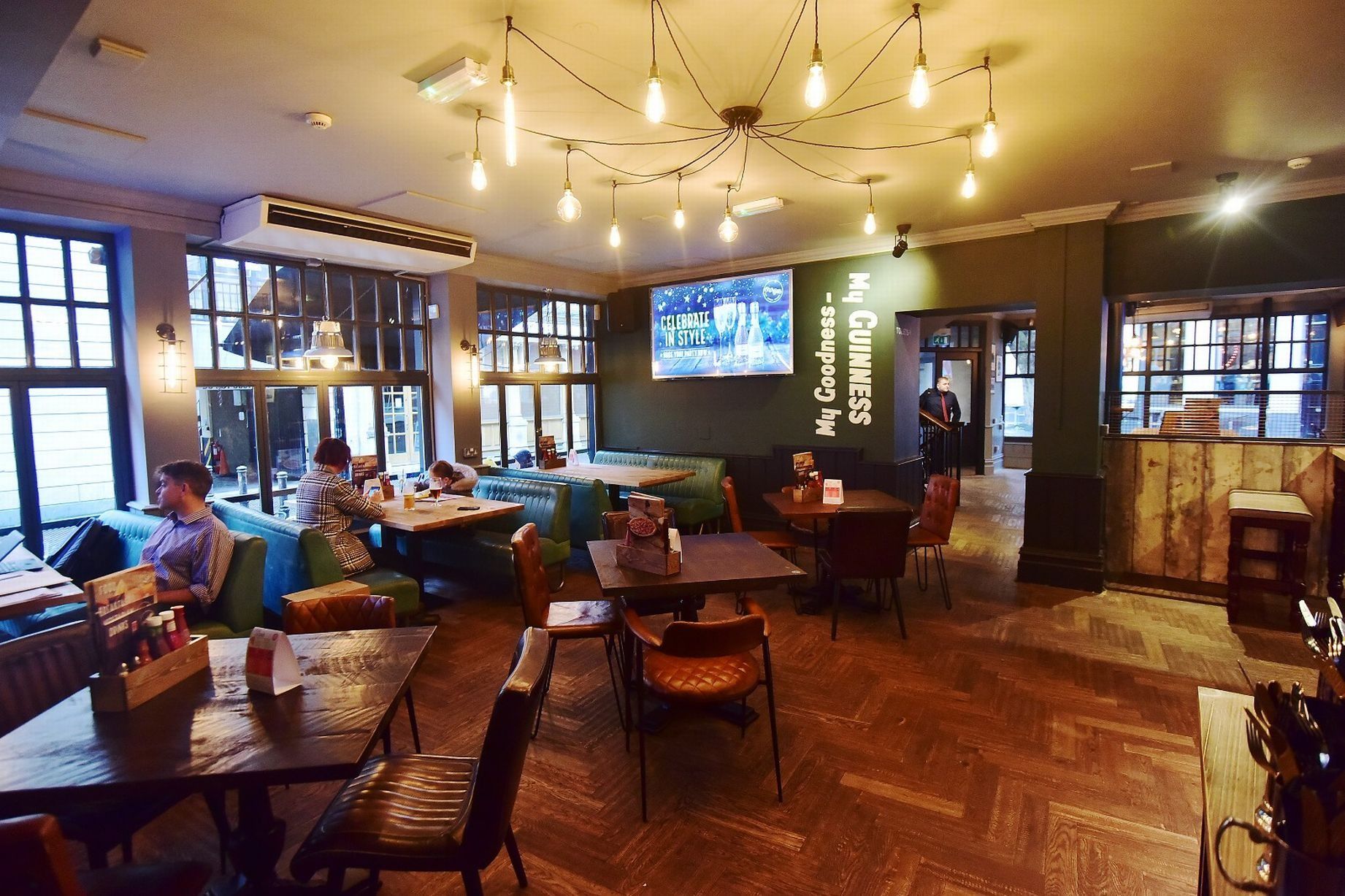 oneills bristol sports bars 2