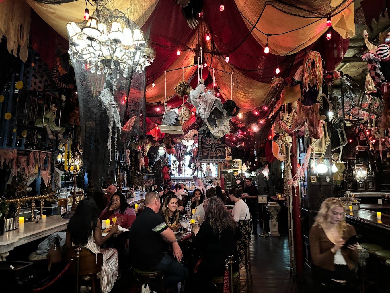 oscar wilde halloween party venues to book nyc