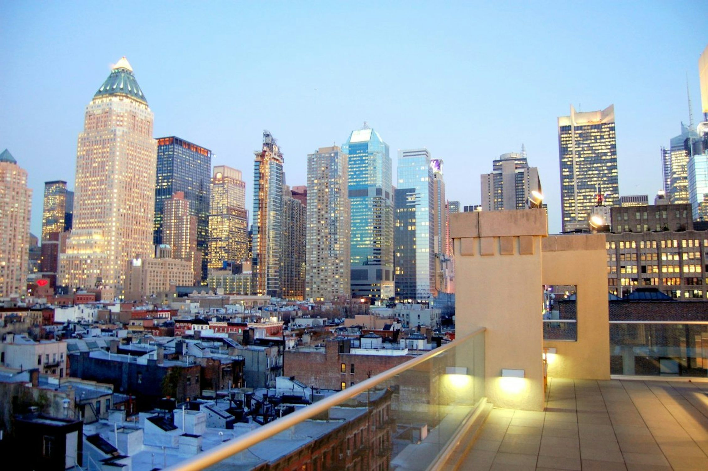 A corporate venue with glittering Midtown views: Penthouse 45 image 3