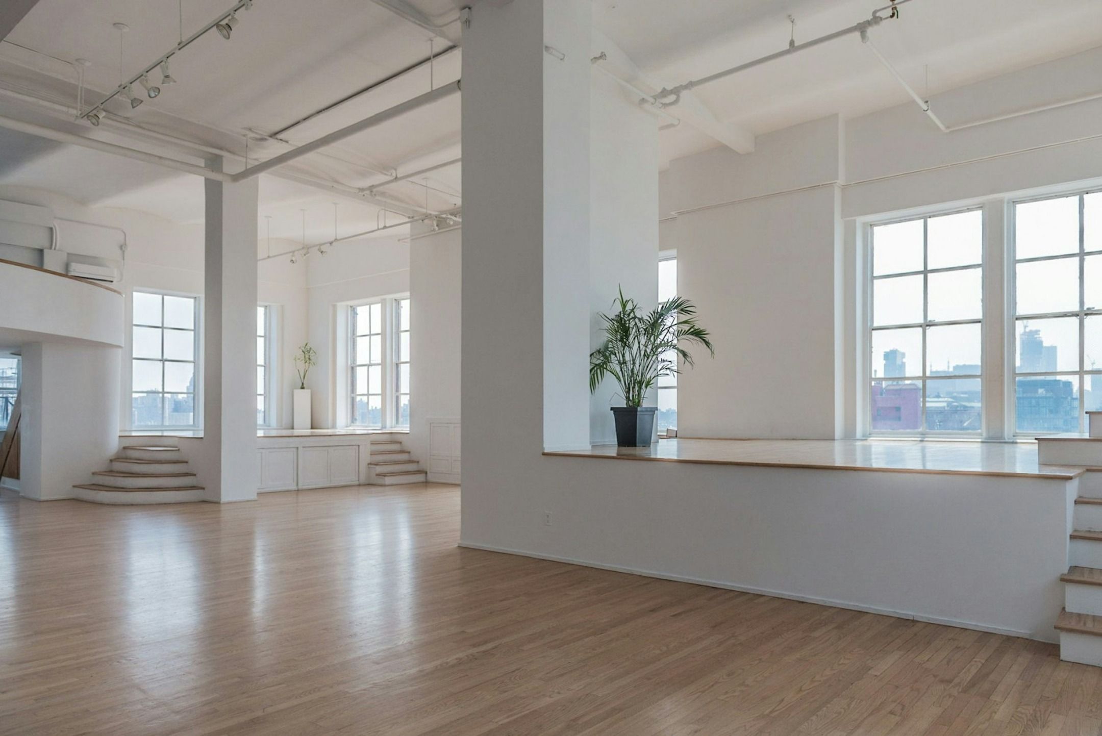 A corporate party venue with skyline views of NYC: Penthouse 4631