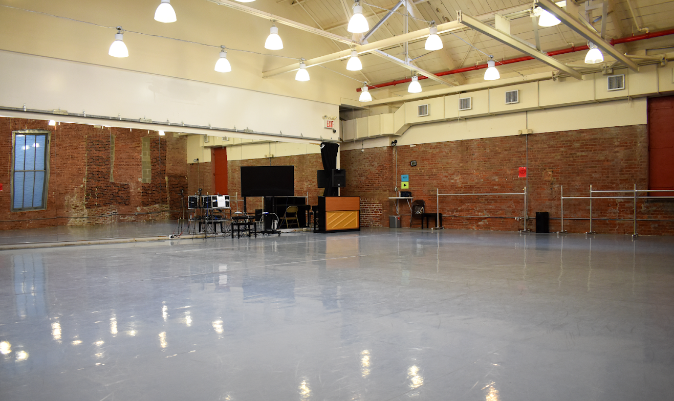 This Lower Manhattan dance studio lets you learn from professionals from around the globe: Peridance Center 1