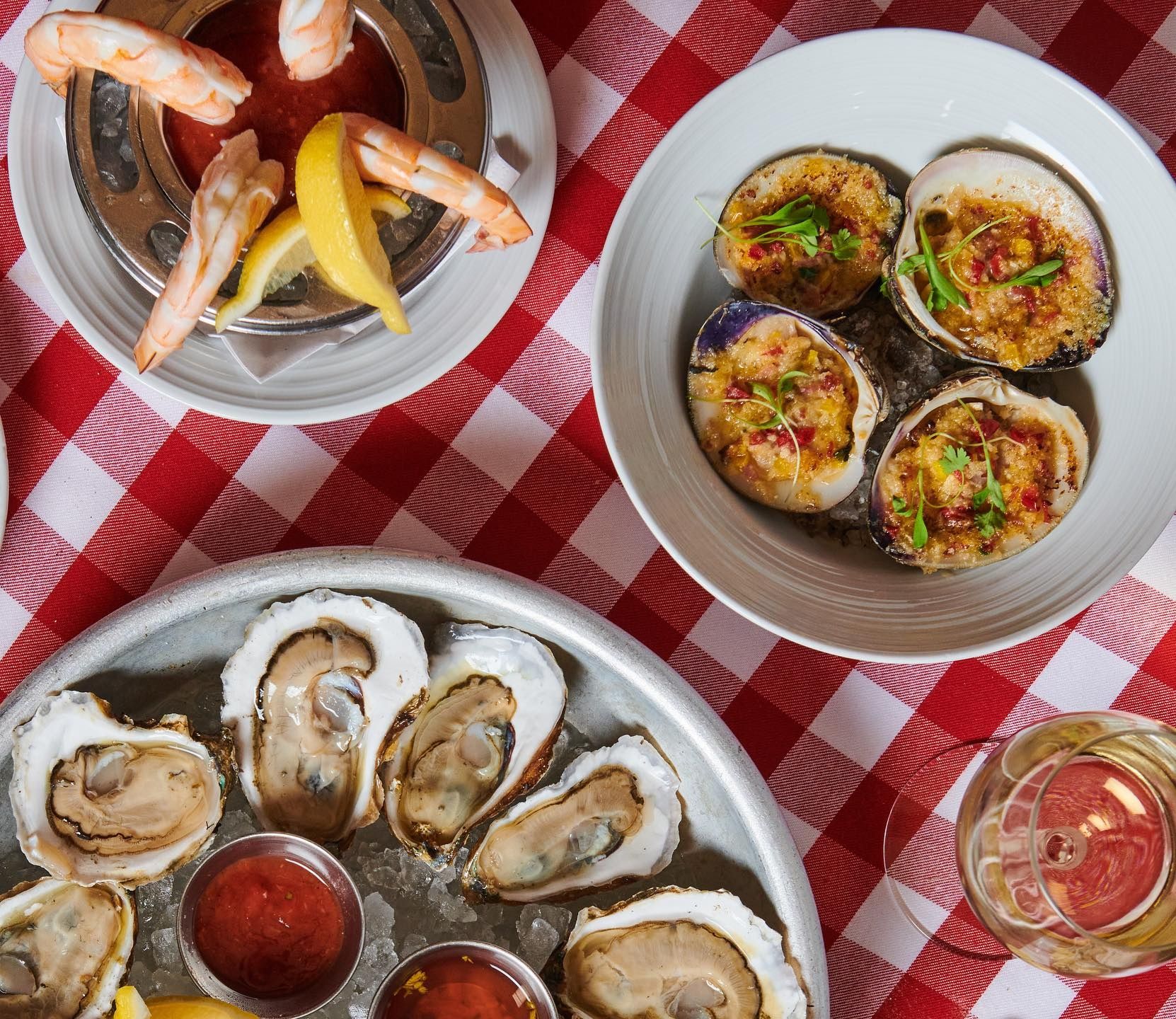 pj clarke's new york city business lunch restaurant private events nyc 