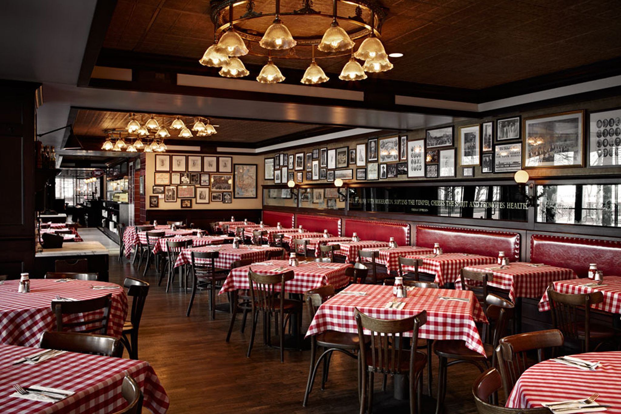 This waterfront venue has stood the test of time: P.J. Clarke's On the Hudson image 3