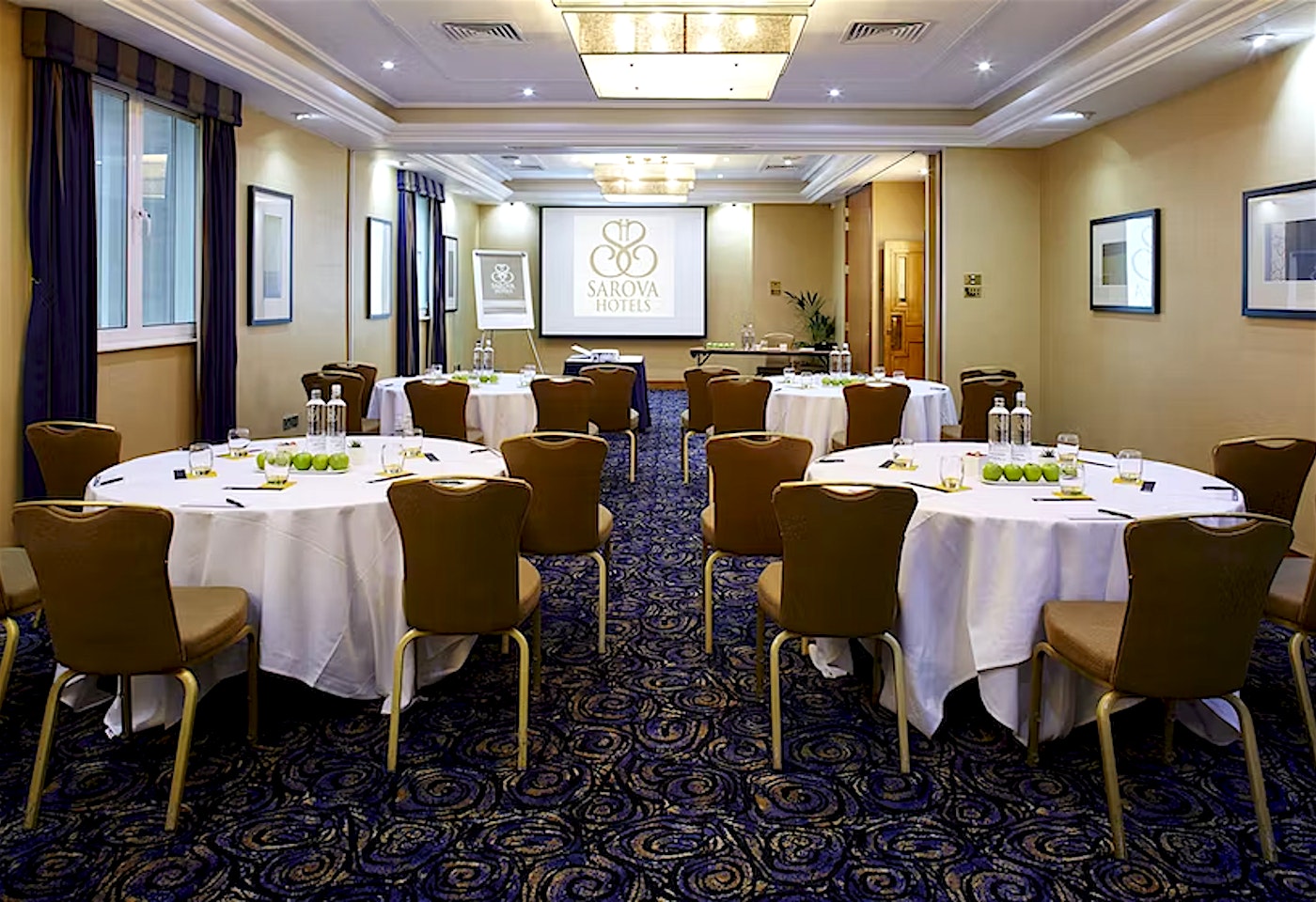 queens suite meeting room at the rembrandt hotel in south kensington london