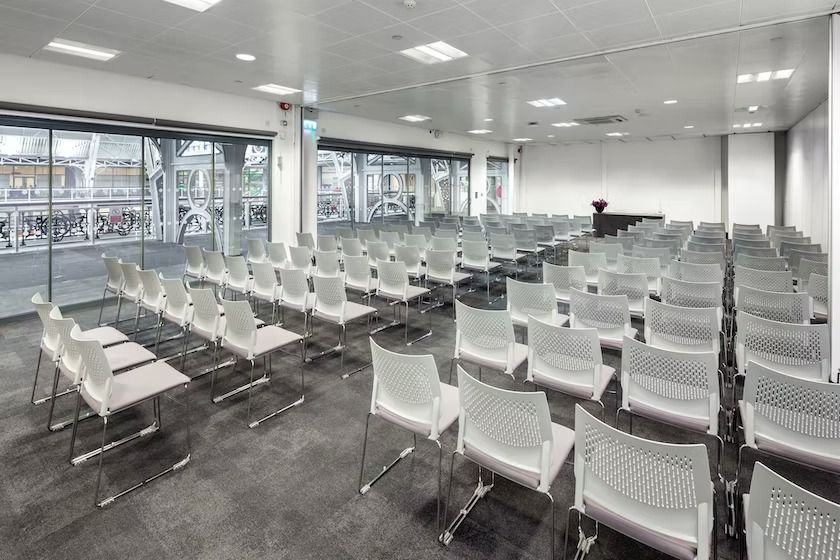 rooms b-e business design centre 2