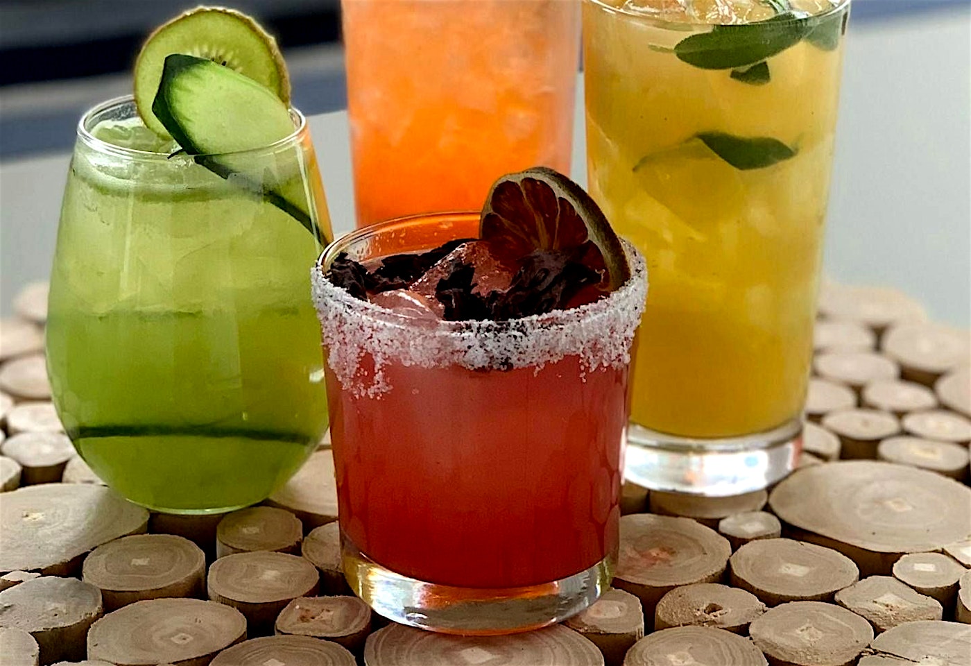 Let's go to the beach: Sandbar Rooftop image 2