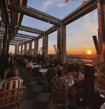 A rooftop bar with impressive oysters and views: Seabird image 2
