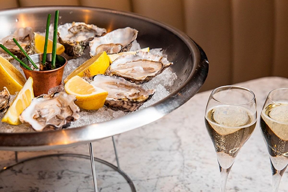 A rooftop bar with impressive oysters and views: Seabird image 3