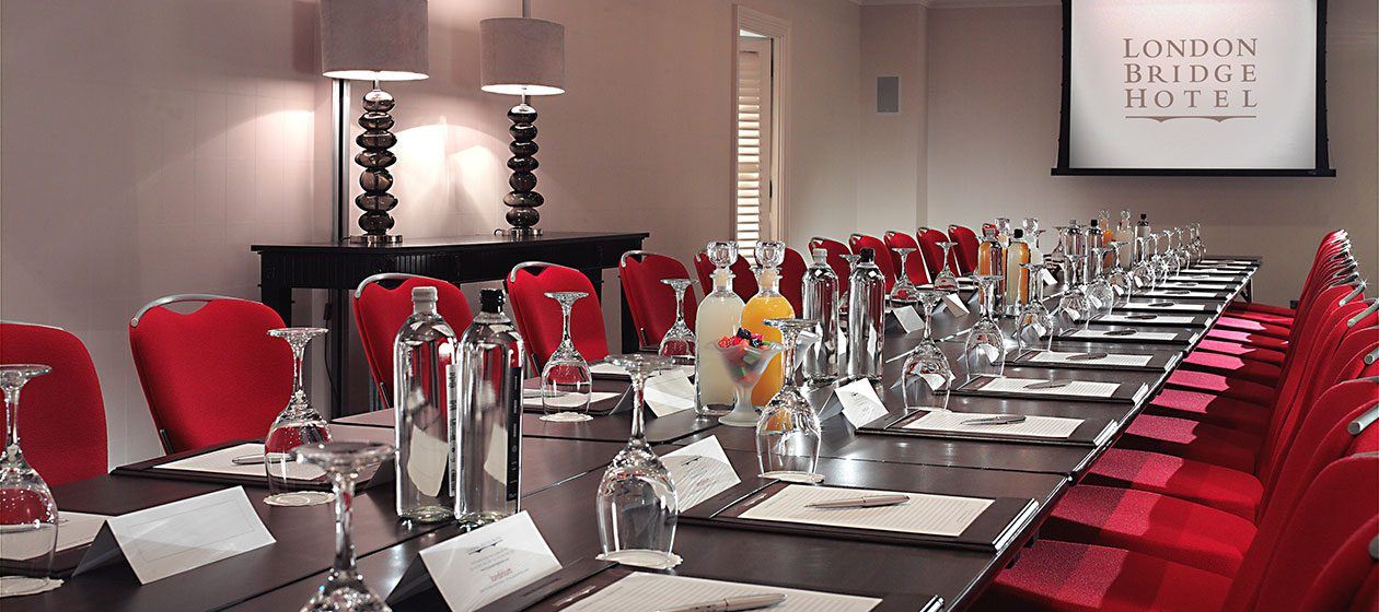 shakespeare suite meeting room at the london bridge hotel