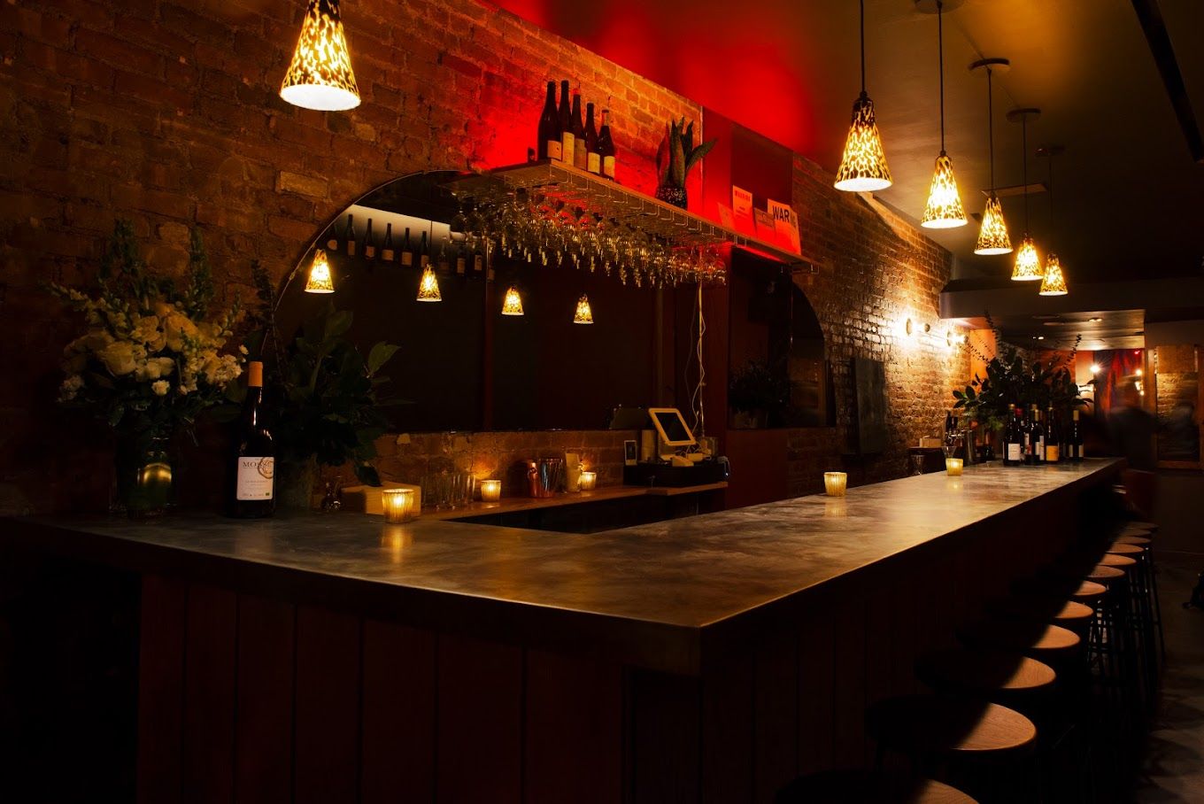 Get up close and personal at this LES wine bar: Skin Contact1