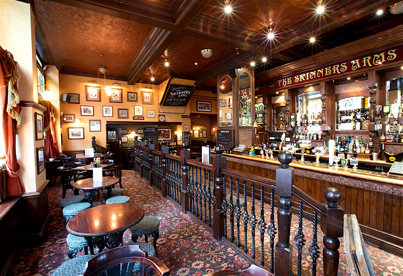 interior of the skinners arms pub in kings cross london