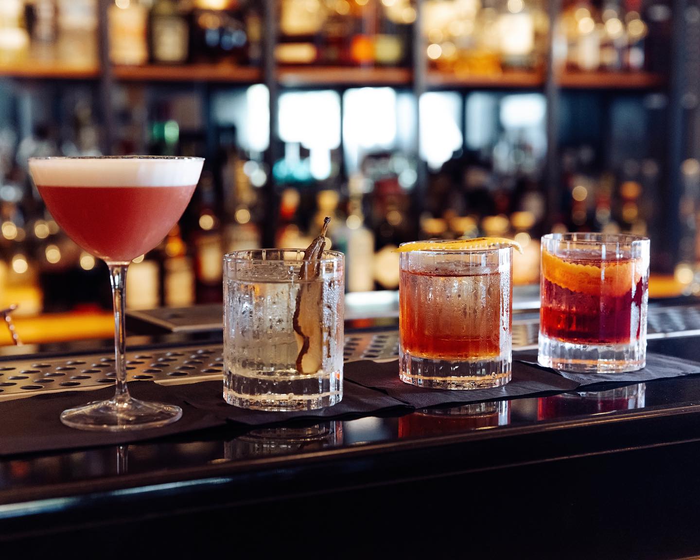 cocktails at smith and whistle green park bar london