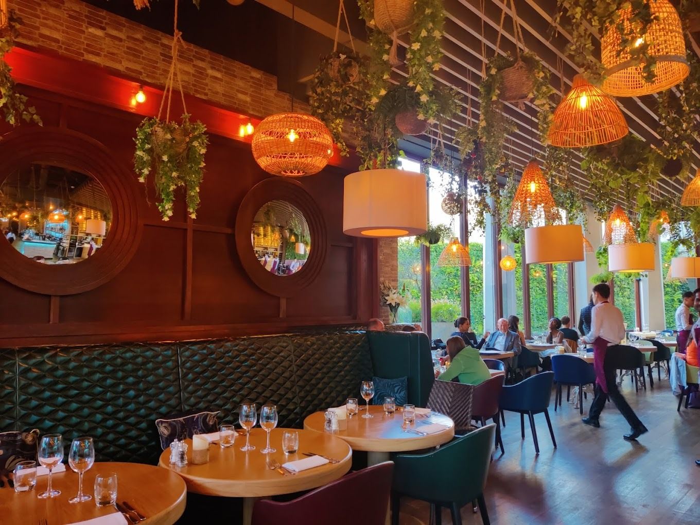 smiths bar and grill paddington london bar