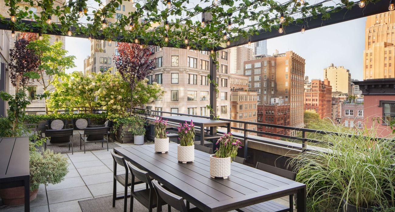 A modern meeting room in Tribeca: Smyth Tribeca image 3