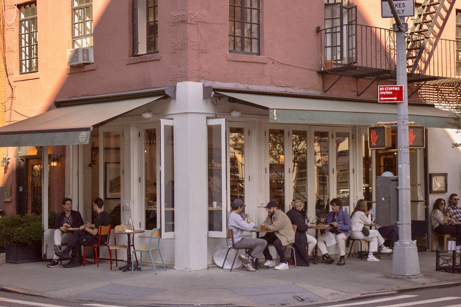 A hip, no-fuss West Village natural wine bar: St Jardim  image 2