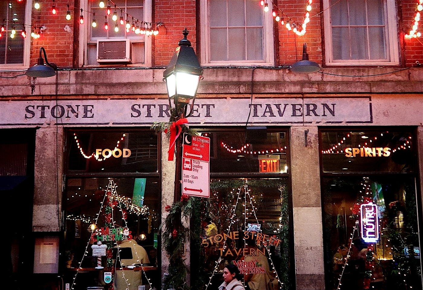 A holiday party venue on a quaint street in Lower Manhattan: Stone Street Tavern1