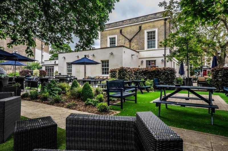 canonbury tavern beer garden london