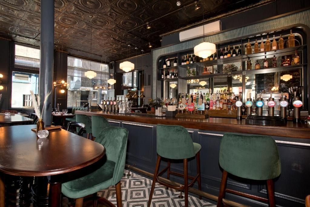 interior of the clerk and well clerkenwell bar london