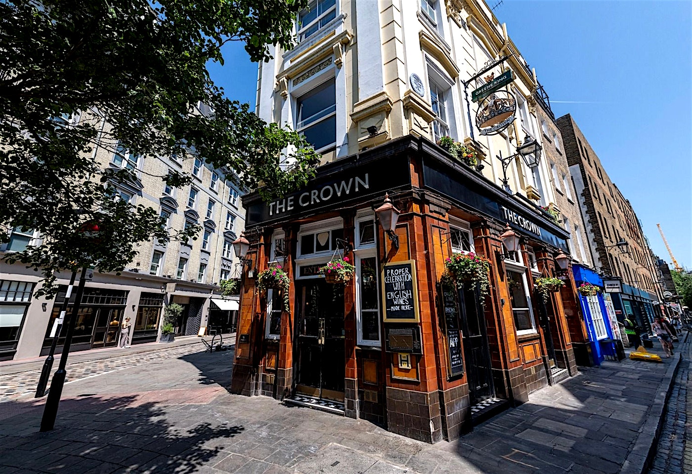 exterior of the crown seven dials london bar