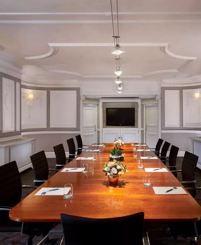 london hotel meeting room at the dilly