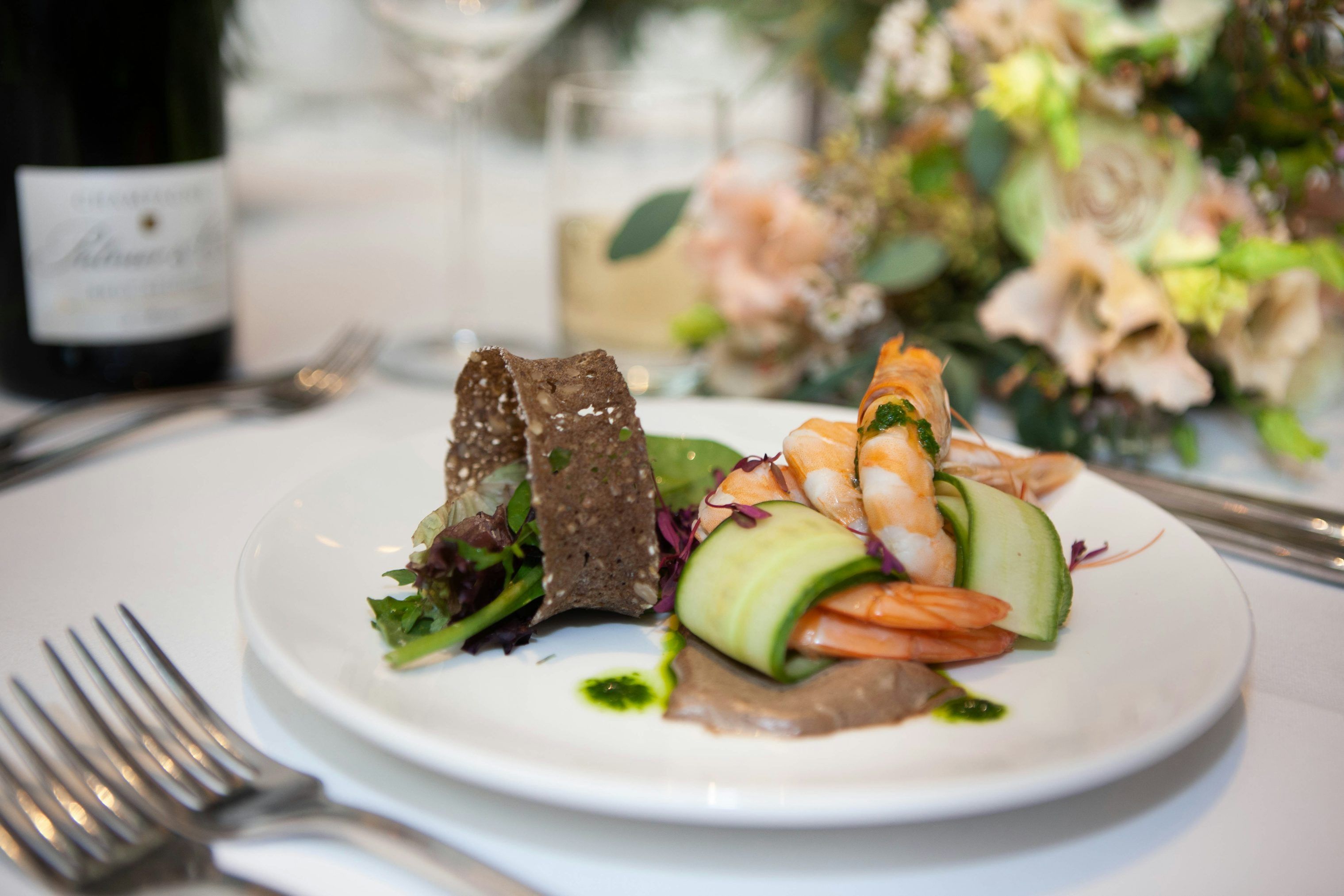 the dock the dixon tower bridge