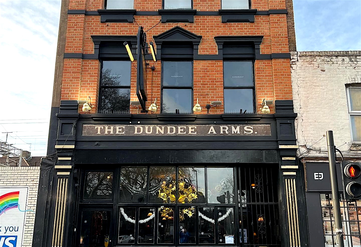 the dundee arms bethnal green bar london