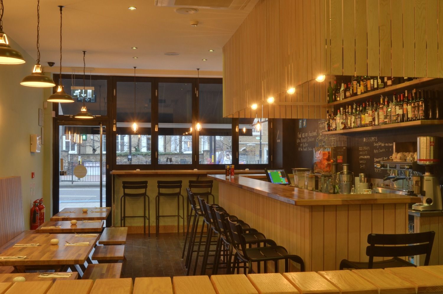 the honest italian balham bars 1
