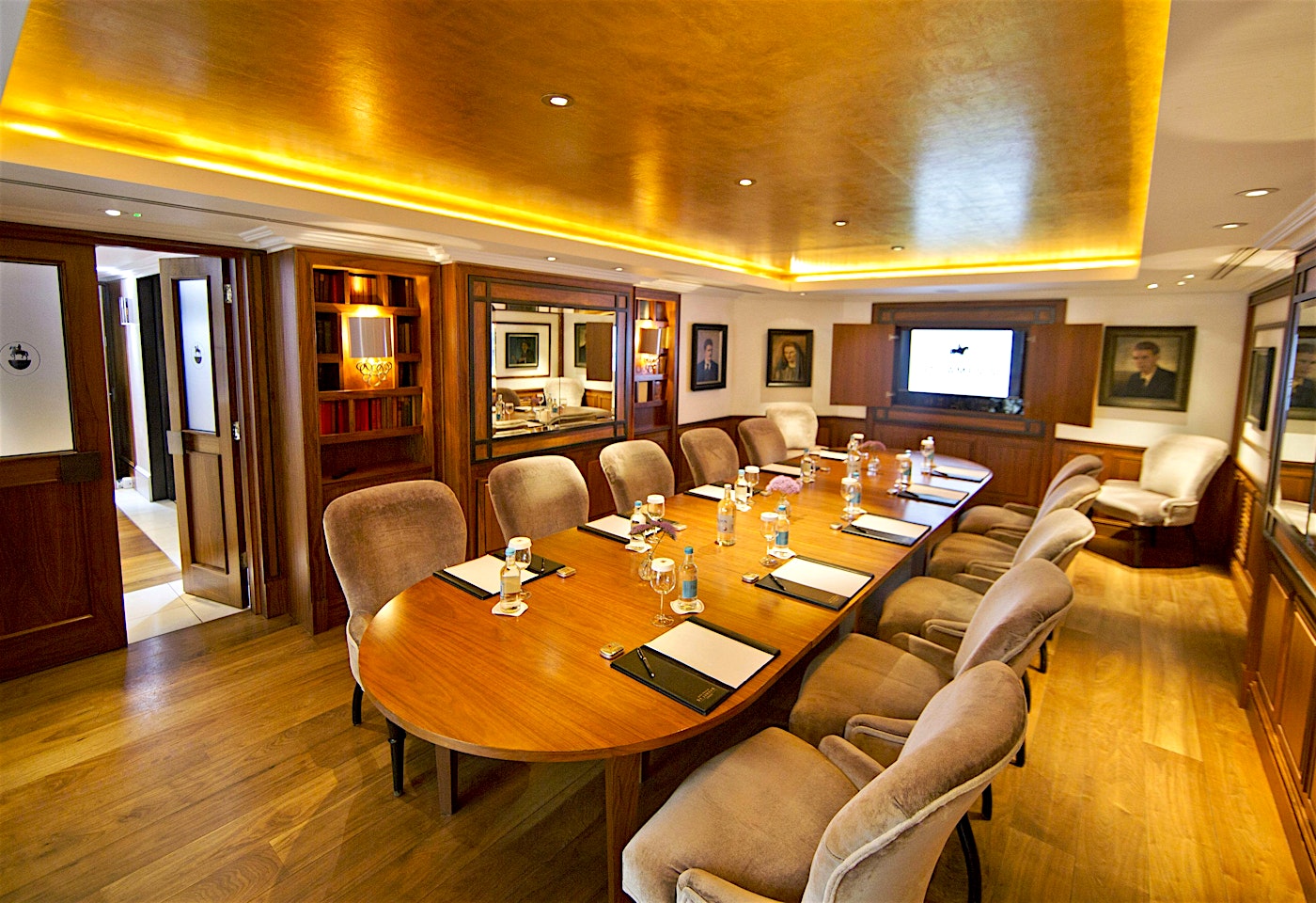 the library at sofitel st james green park meeting room london